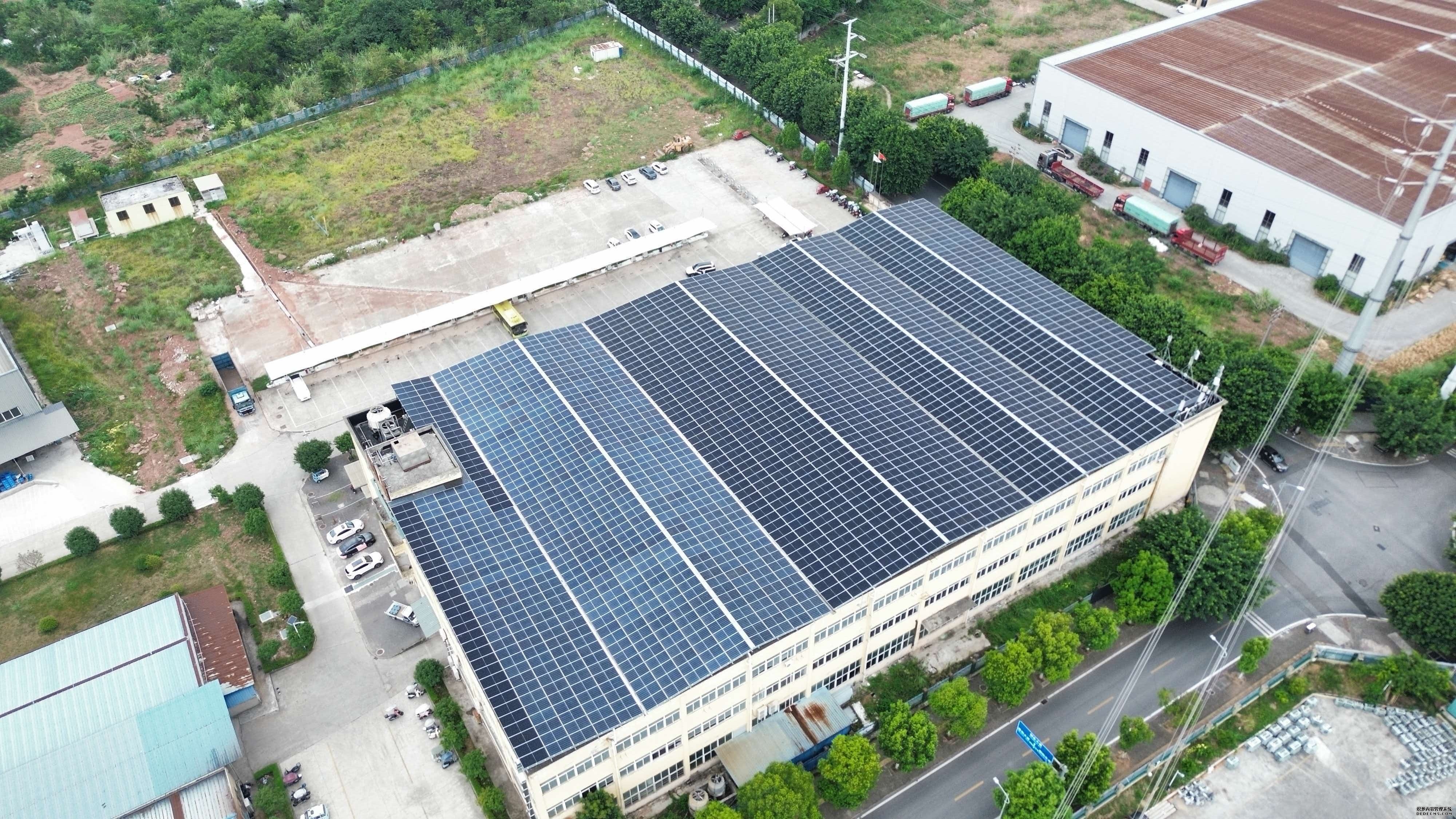 重庆扬明电子科技有限公司600KW屋顶分布式光伏项